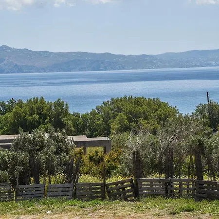 I Anatoli Tou Porto Tinos Aparthotel 3*
